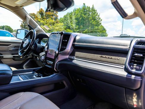 Used 2023 RAM 1500 Limited AWD/4WD image 13