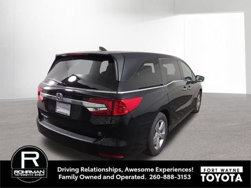 Used 2018 Honda Odyssey EX image 6