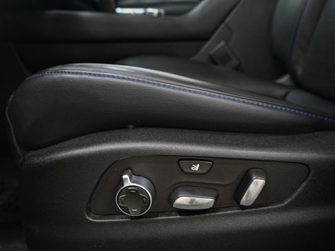 Used 2024 Cadillac XT4 Sport image 25