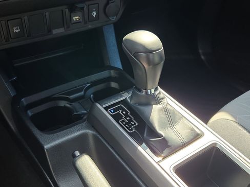 Used 2023 Toyota Tacoma TRD Off-Road AWD/4WD image 26