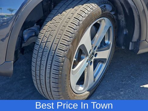 Used 2020 Mercedes-Benz GLC 300 4MATIC Coupe w/ Parking Assistance Package image 34