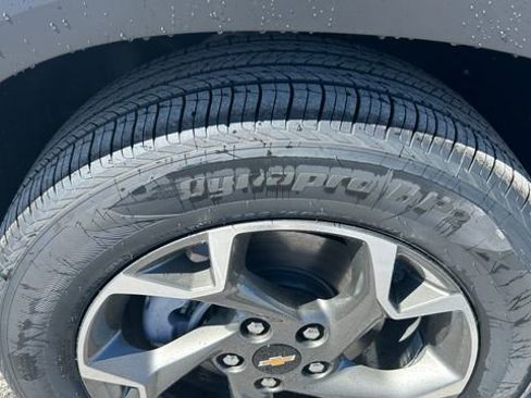 New 2026 Chevrolet Trax LT w/ Sunroof Package image 10