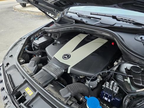 Used 2012 Mercedes-Benz ML 350 BlueTEC 4MATIC image 36