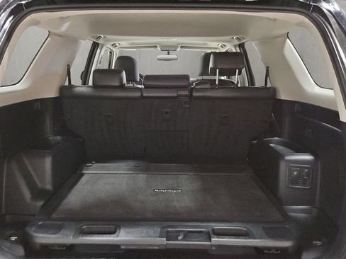 Used 2010 Toyota 4Runner Limited AWD/4WD image 22