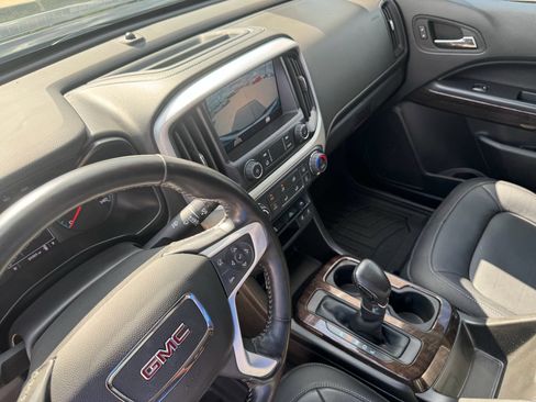 Used 2022 GMC Canyon Elevation w/ Elevation Premium Package RWD image 15