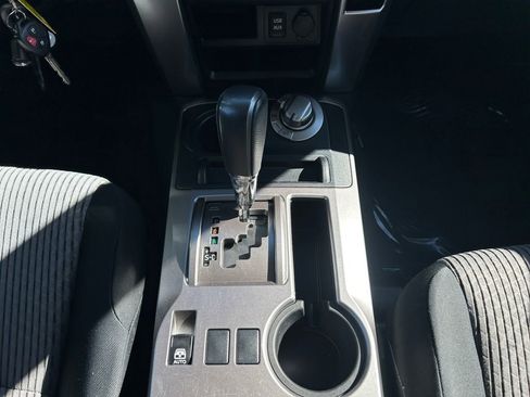 Used 2018 Toyota 4Runner SR5 image 12