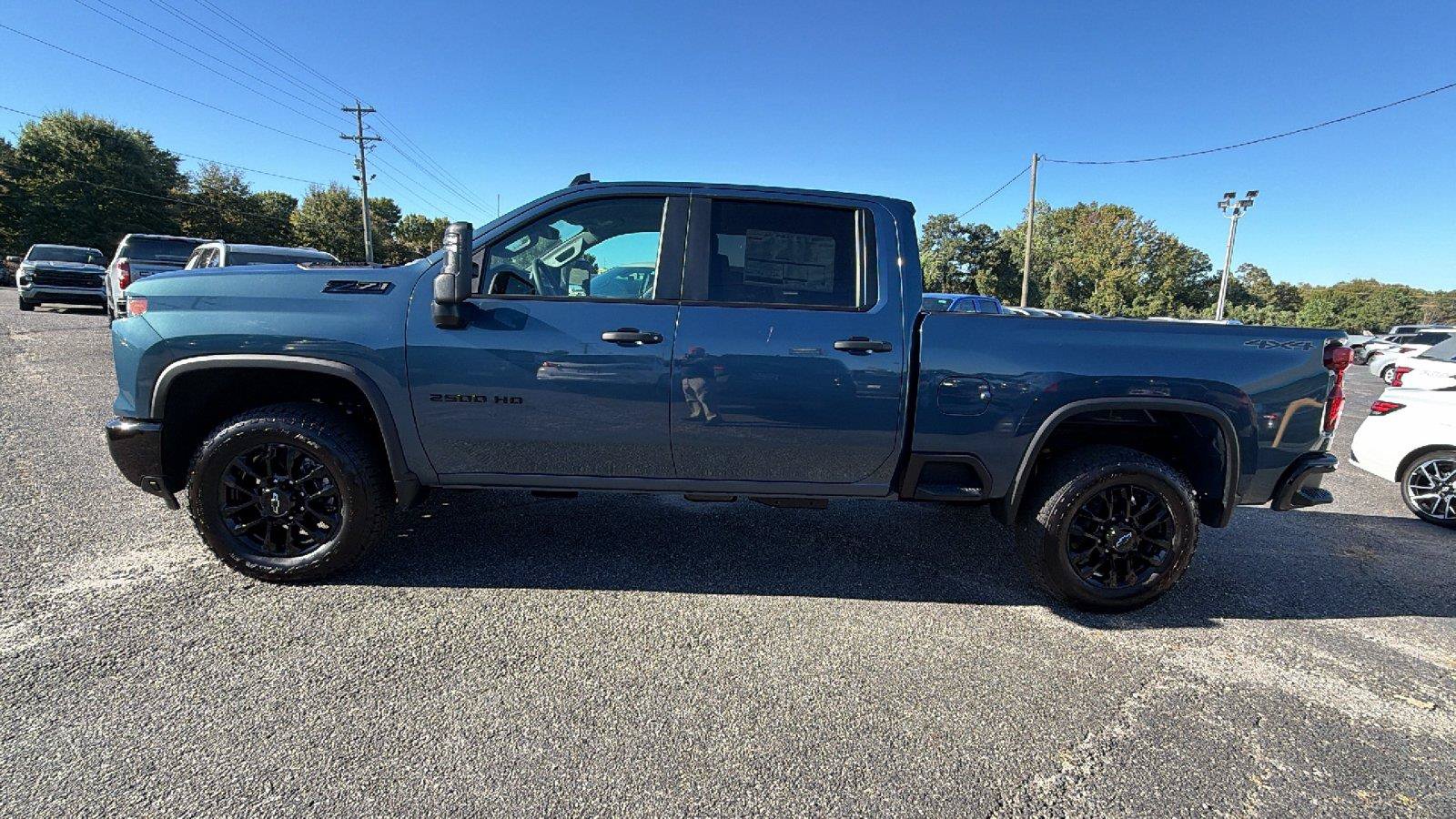 New 2026 Chevrolet Silverado 2500 Custom w/ Custom Value Package AWD/4WD image 11