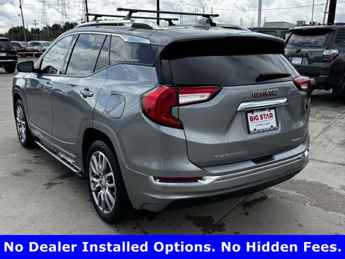 Used 2023 GMC Terrain Denali w/ Denali Premium Package AWD/4WD image 8