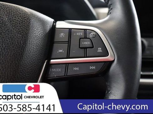 Used 2024 Toyota Grand Highlander XLE image 19
