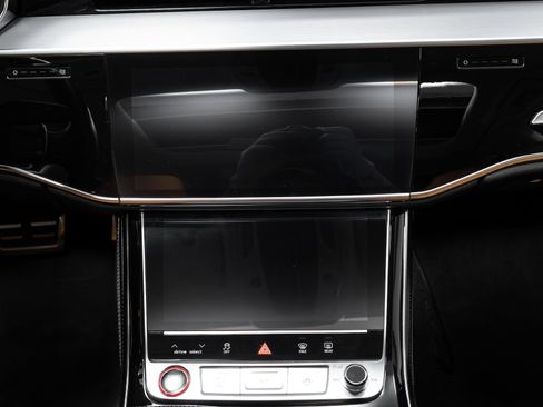 Used 2023 Audi S8 4.0T quattro image 49