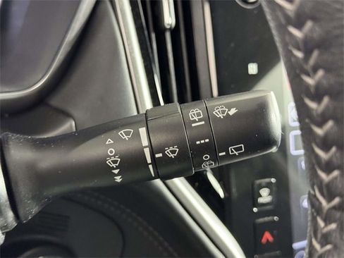 Used 2023 Subaru Outback Limited image 24