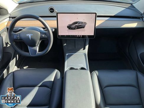 Used 2022 Tesla Model 3 Long Range AWD/4WD image 39