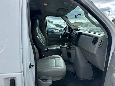 Used 2011 Ford E-150 and Econoline 150 w/ Commercial Cargo Van Pkg RWD image 14