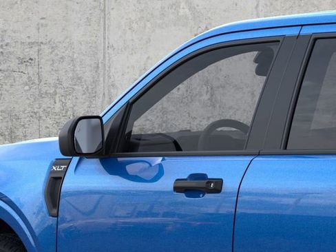 New 2025 Ford Maverick XLT image 25