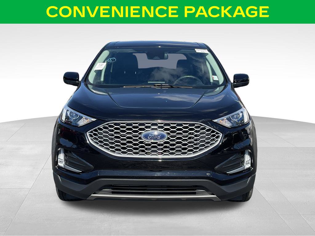 Used 2023 Ford Edge SEL w/ Convenience Package AWD/4WD image 3