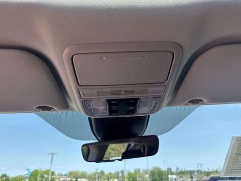 Certified 2025 Honda Odyssey EX-L image 23