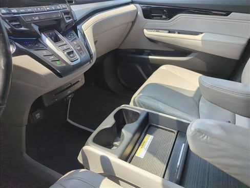 Used 2020 Honda Odyssey Elite image 17