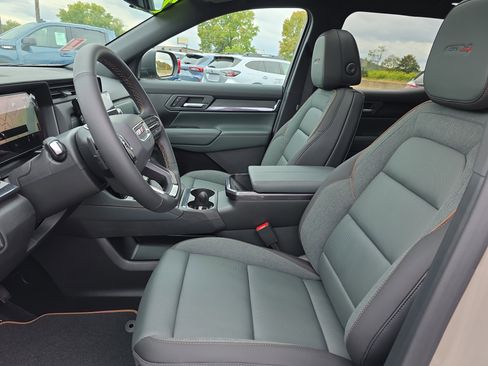 New 2026 GMC Terrain AT4 w/ Convenience Package III image 11