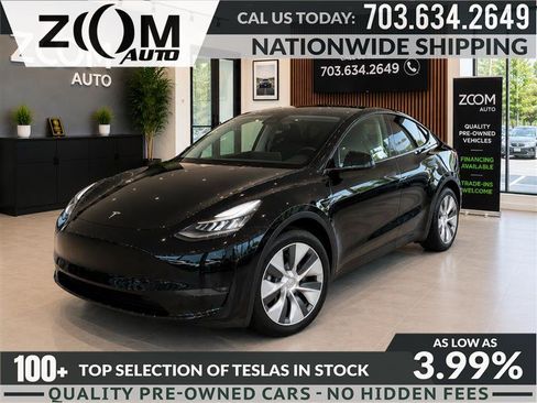 Used 2023 Tesla Model Y Long Range AWD/4WD image 1
