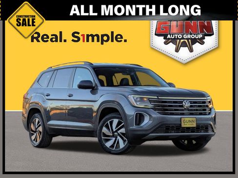 Used 2025 Volkswagen Atlas SE FWD image 1