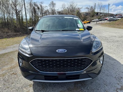 Used 2022 Ford Escape SEL image 2