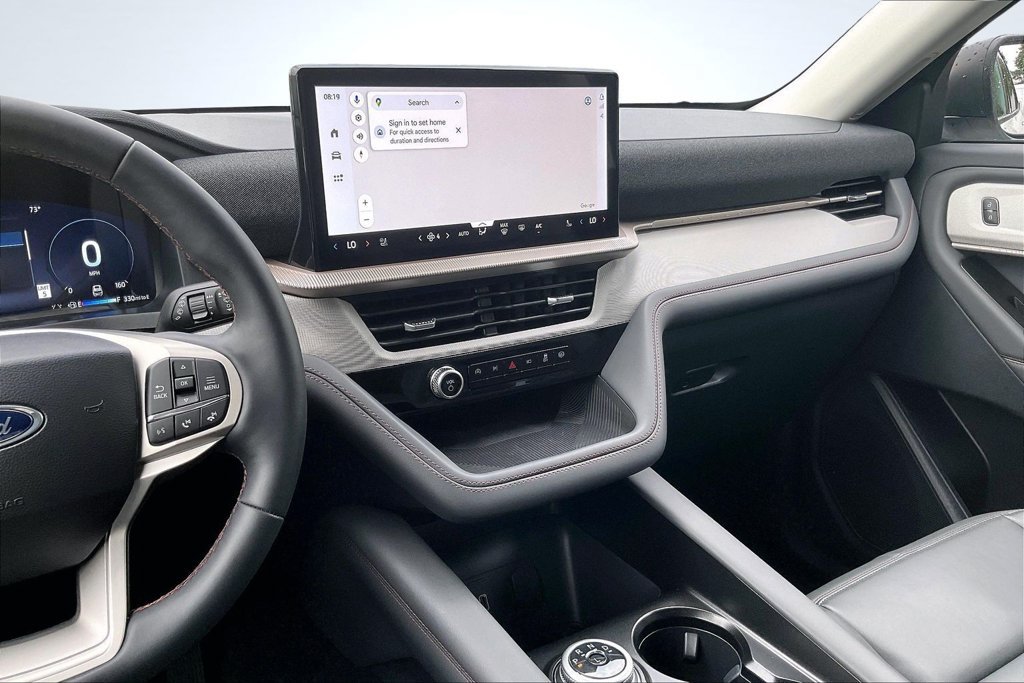 Used 2026 Ford Explorer Active w/ Active Comfort Package RWD image 11