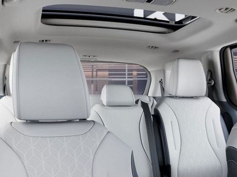 New 2026 Kia Carnival SX w/ SX Dark Edition Package FWD image 27
