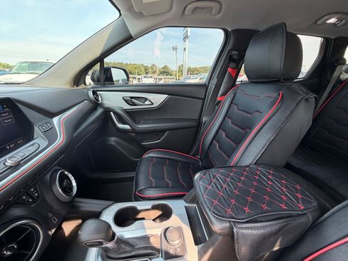 Used 2021 Chevrolet Blazer LT w/ Redline Edition FWD image 9