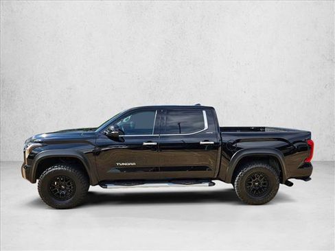 Used 2023 Toyota Tundra Limited w/ Power Package AWD/4WD image 9