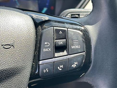 Used 2022 Ford Escape SEL w/ Technology Package AWD/4WD image 23