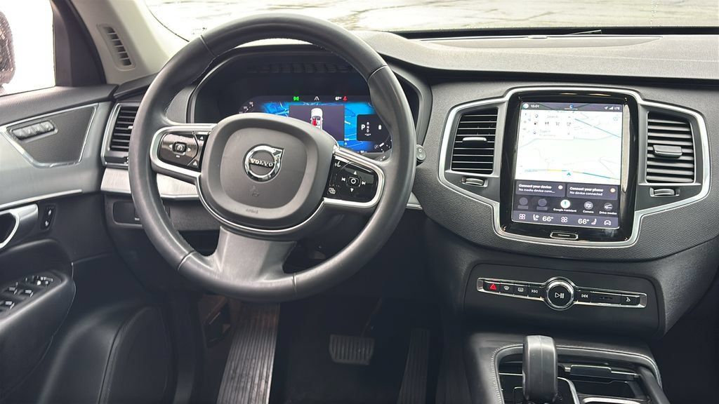 Certified 2024 Volvo XC90 B5 Core w/ Climate Package AWD/4WD image 7