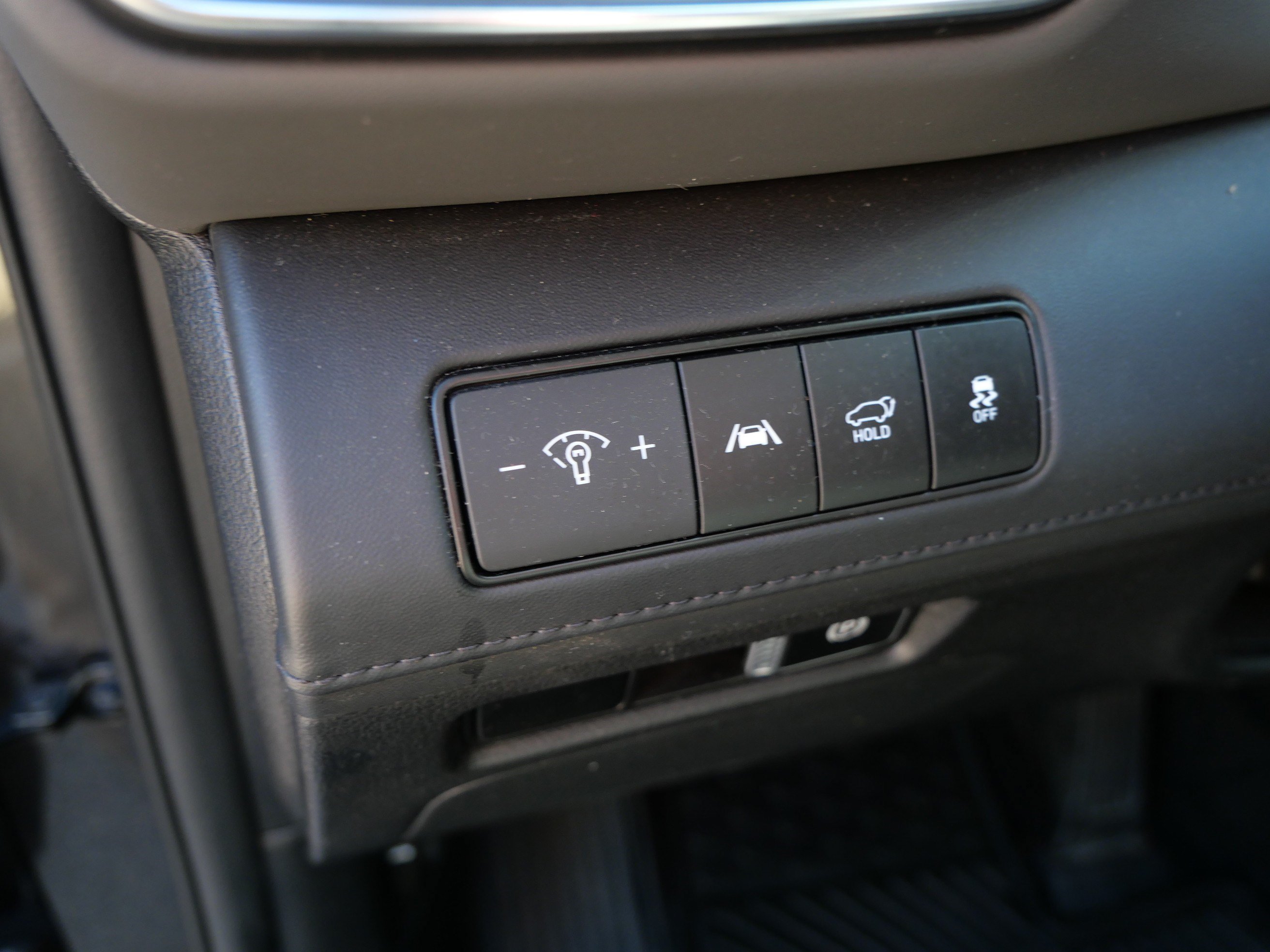 Used 2022 Hyundai Santa Fe Limited FWD image 23