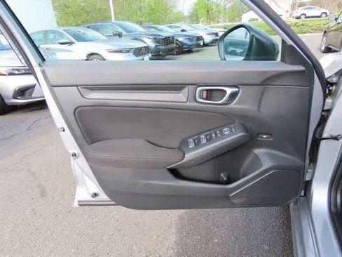 Used 2023 Honda Civic Sport image 15