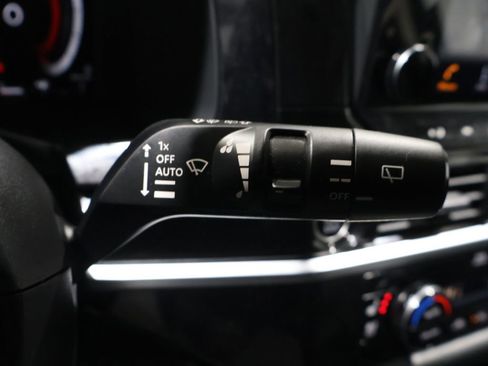 Used 2022 Nissan Pathfinder Platinum w/ Cargo Package image 37