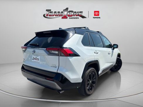 Used 2023 Toyota RAV4 XSE AWD/4WD image 7