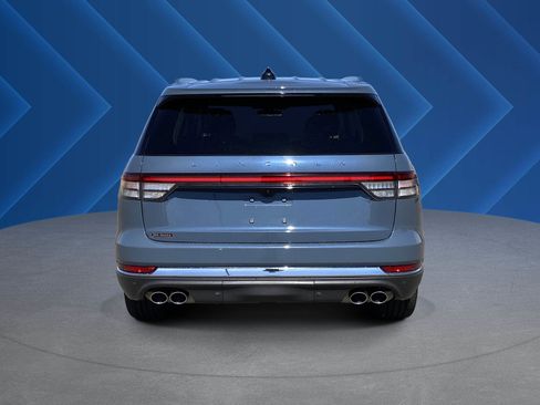 Used 2025 Lincoln Aviator Reserve w/ Equipment Group 201A AWD/4WD image 4