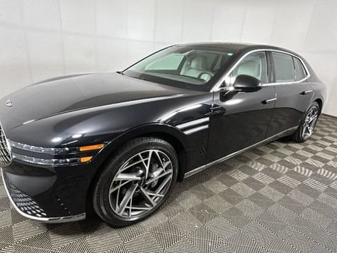 Used 2023 Genesis G90 3.5T AWD/4WD image 6