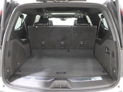 Used 2022 Cadillac Escalade ESV Premium Luxury w/ Performance Package image 29