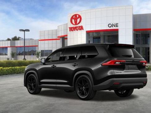 New 2026 Toyota Grand Highlander Nightshade image 7