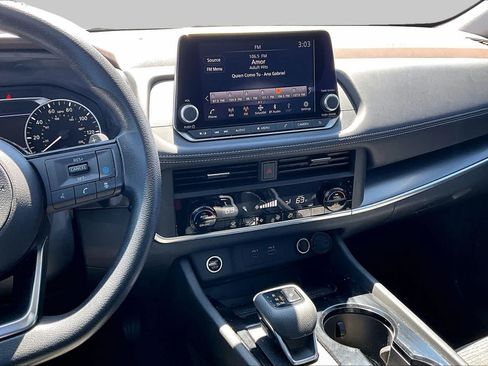 Certified 2023 Nissan Rogue SV FWD image 7