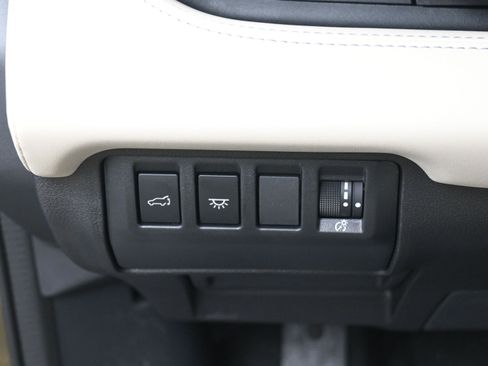 New 2026 Subaru Ascent Limited AWD/4WD image 21