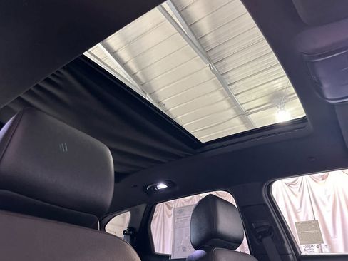 Used 2019 Chevrolet Blazer RS AWD/4WD image 20