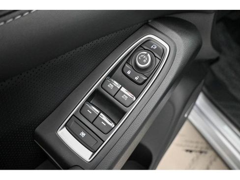 New 2025 Subaru Ascent Limited image 19