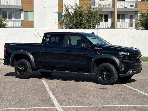 Used 2020 Chevrolet Silverado 1500 LT Trail Boss AWD/4WD image 4