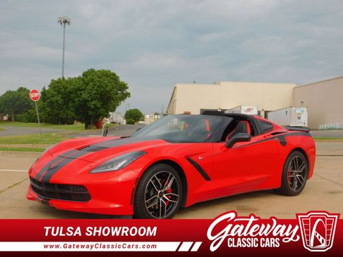 Used 2018 Chevrolet Corvette Stingray Coupe w/ 1LT image 1