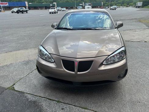 Used 2006 Pontiac Grand Prix w/ Preferred Package FWD image 6