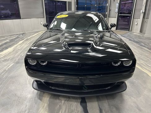Used 2023 Dodge Challenger R/T w/ Blacktop Package image 36