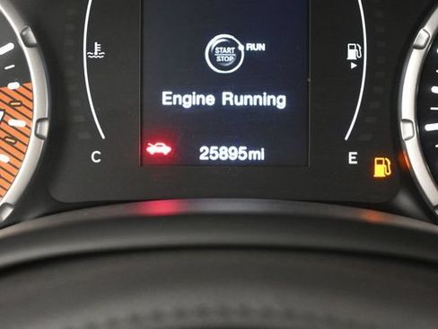 Used 2023 Jeep Renegade Latitude w/ Premium Group AWD/4WD image 33