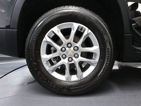 Used 2021 Chevrolet Traverse LT AWD/4WD image 16