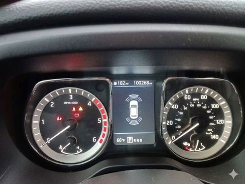 Used 2019 Nissan Titan SL w/ Midnight Edition AWD/4WD image 6